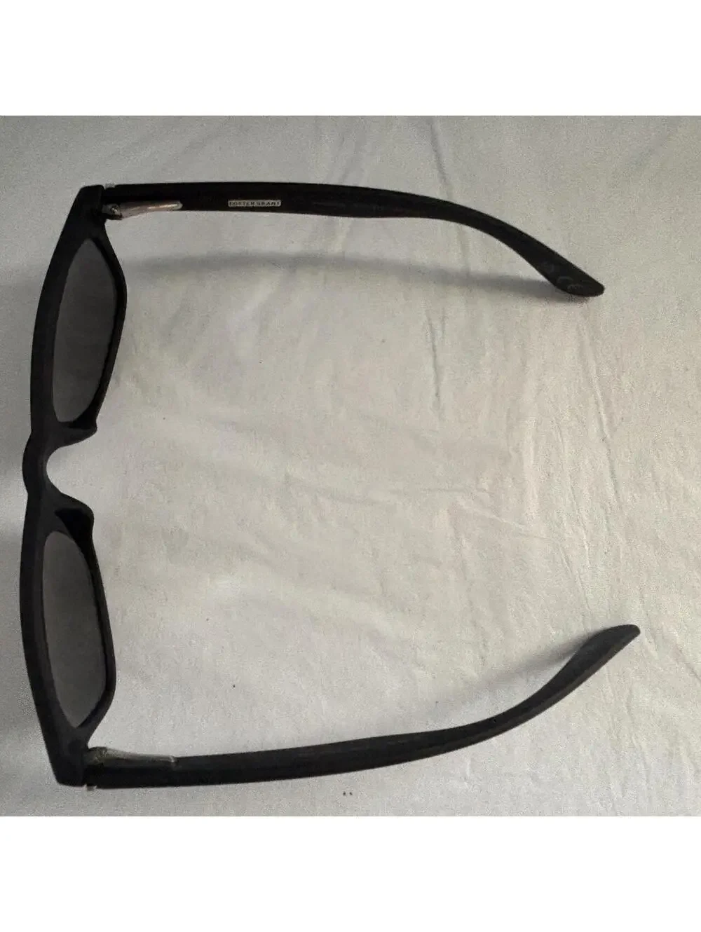Foster Grant Men's Black Sunglass